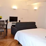 Square 4*
