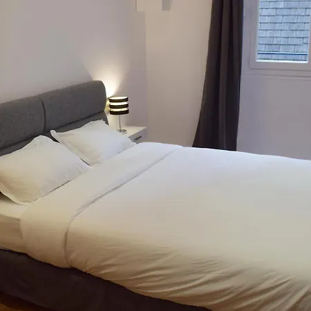 Square Bed & Breakfast Parigi