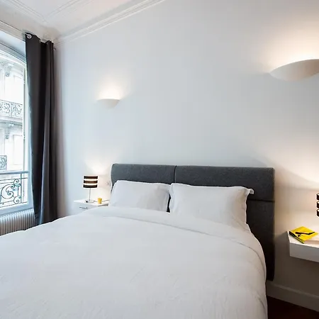 Bed & Breakfast Square