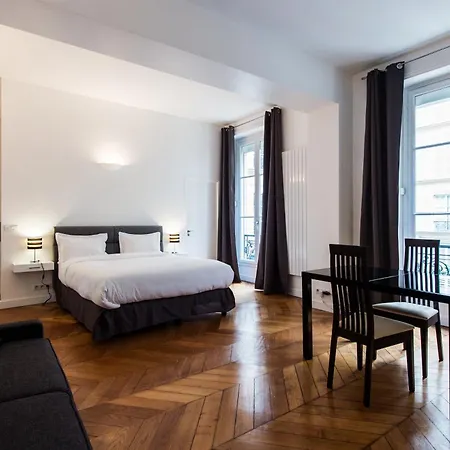 Square 4* Parigi