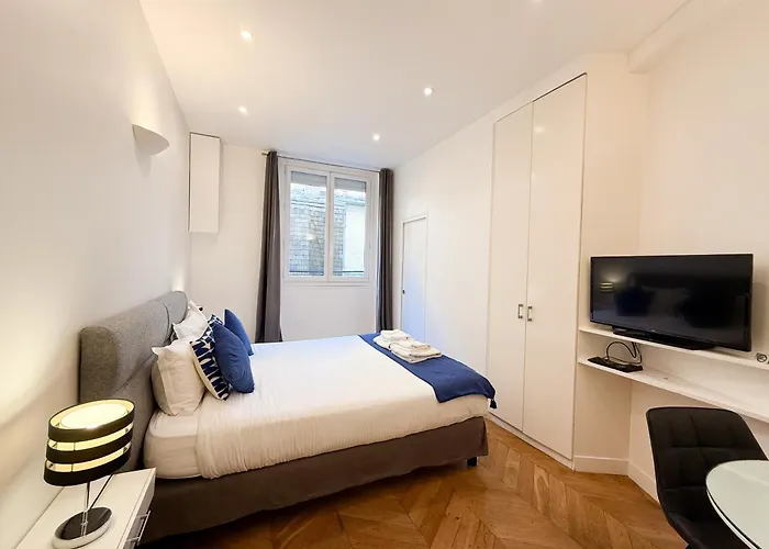 فندق مبيت وإفطار Square