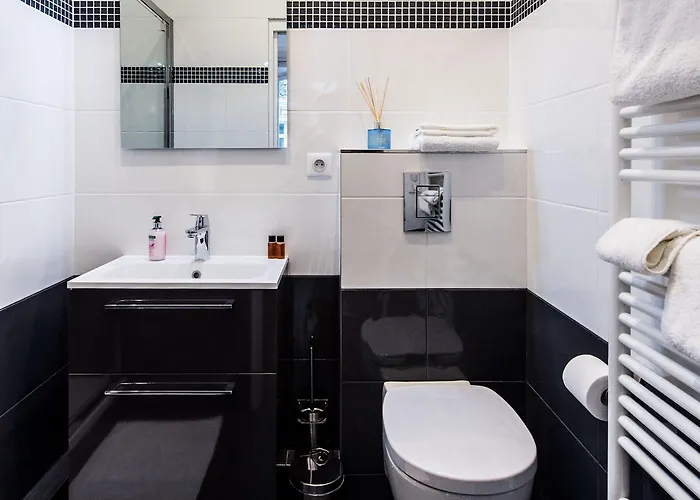 Square فندق مبيت وإفطار 4*