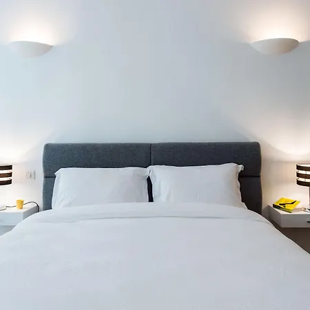 Square Couette-café 4*