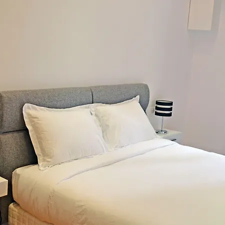 Couette-café Square 4*