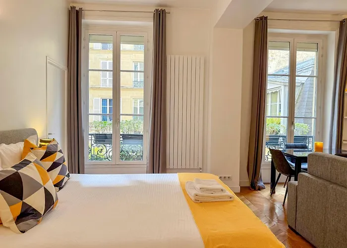 Couette-café Square